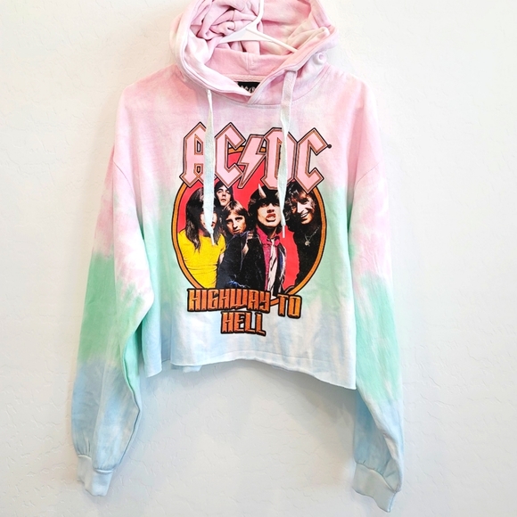 NWT AC/DC Tie Dye Graphic Cropped Hoodie Sweater M - Picture 1 of 16